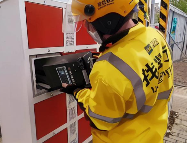 智能换电柜充电电源：为电动车提供高效、可靠、安全的充电解决方案